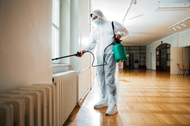 Best Exterminator Services  in Lenexa, KS